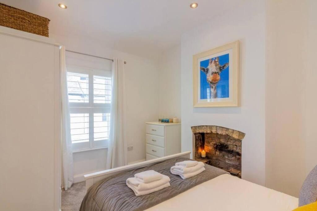 Newly Refurbished Traditional Cottage Blackrock Блэкрок Экстерьер фото