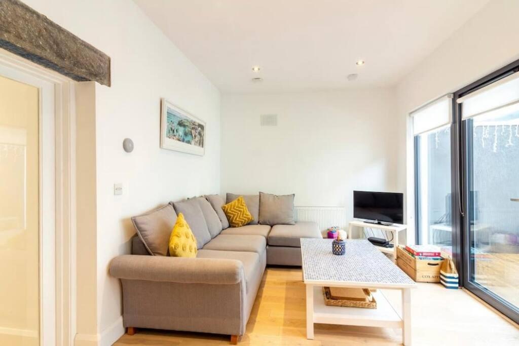 Newly Refurbished Traditional Cottage Blackrock Экстерьер фото